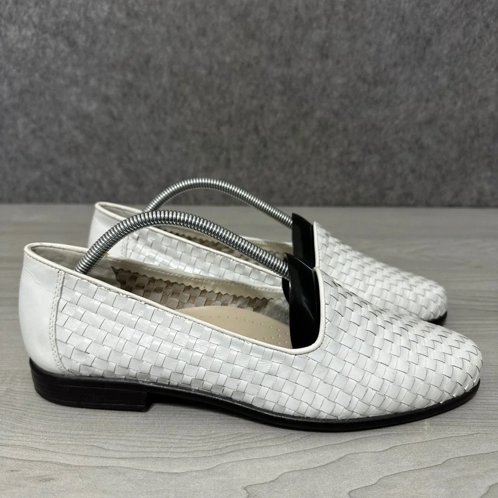 Trotters Liz Loafers Womens 11 White Woven Leather Slip‎ On Flats T5158-582